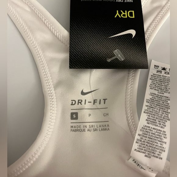 Nike sports bra small new with tags NWT - Picture 3 of 4
